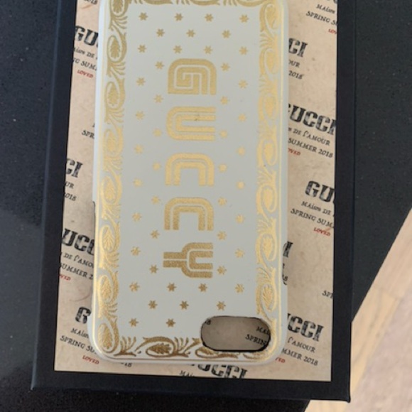 Gucci IPhone 7 phone case! - Picture 2 of 5